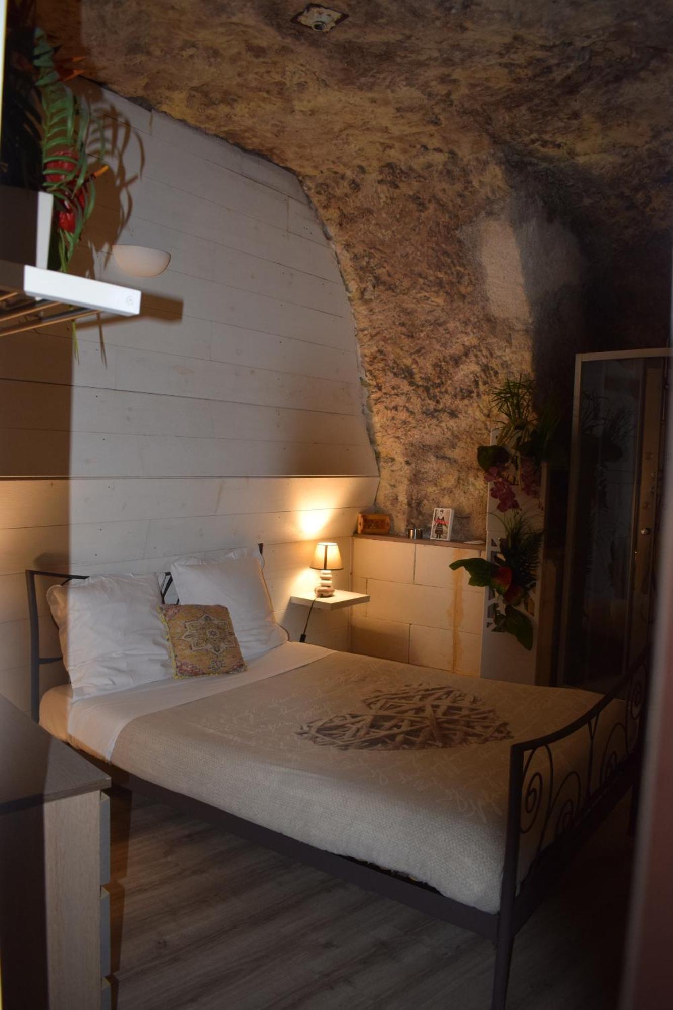 Chambres D'Hotes Troglodytes Le Clos De L'Hermitage Amboise Phòng bức ảnh